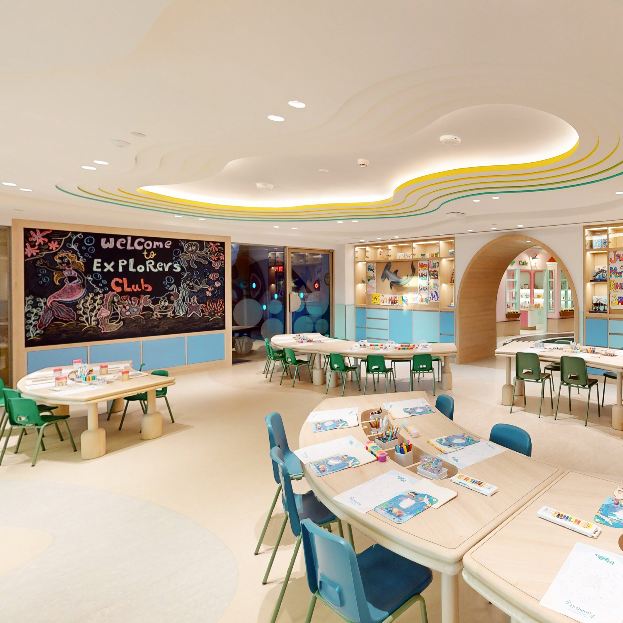 The Arts & Crafts Room is core to the Kids club.  Custom tables provide flexible configurations.  Dawsons were responsible for all ID and FF&E elements.