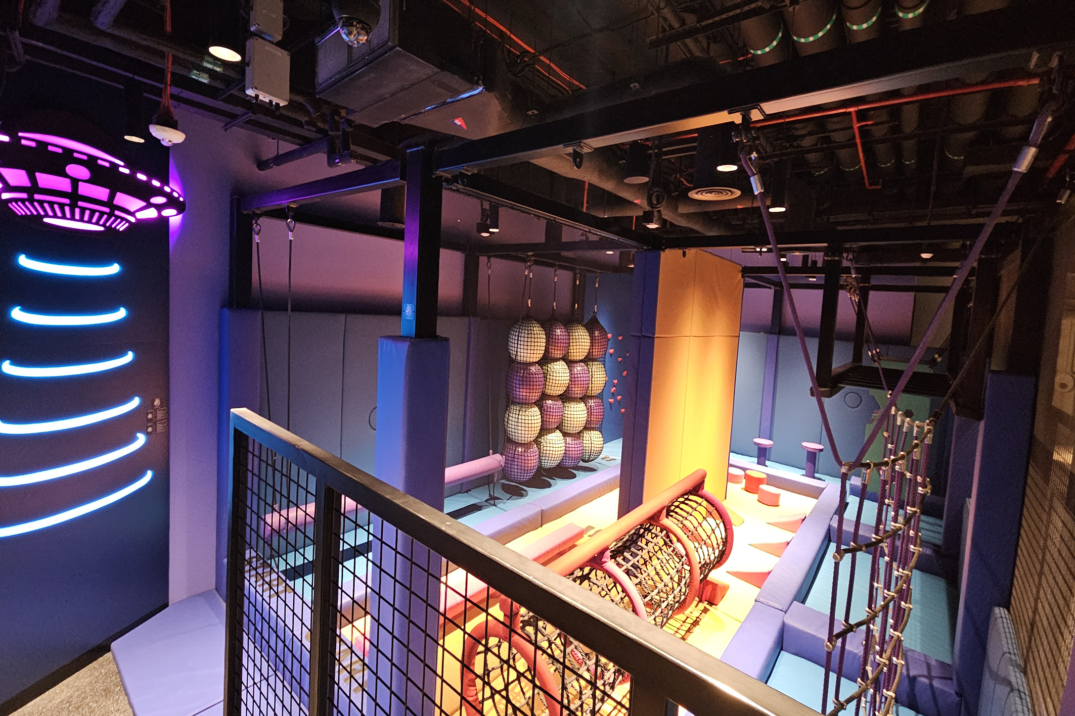The Ninja Warrior area has a space theme. Dawsons worked closely with the specialist play equipment supplier to ensure that the end result tied in with the concept. Dawsons were responsible for all ID.